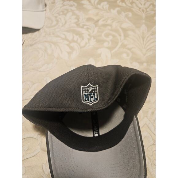 NFL Philadelphia Eagles Black Ball Cap Thirty-Nine 30 - Picture 3 of 6